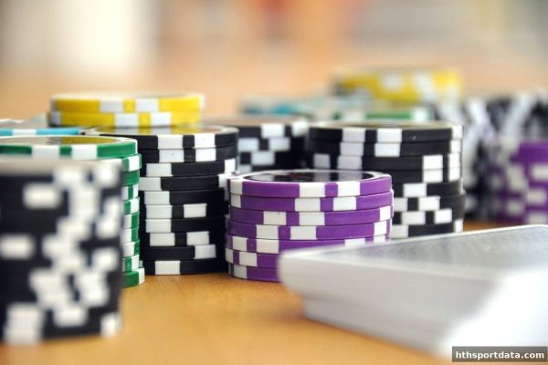 百家乐投注策略深度解析：华体会体育带你玩转经典