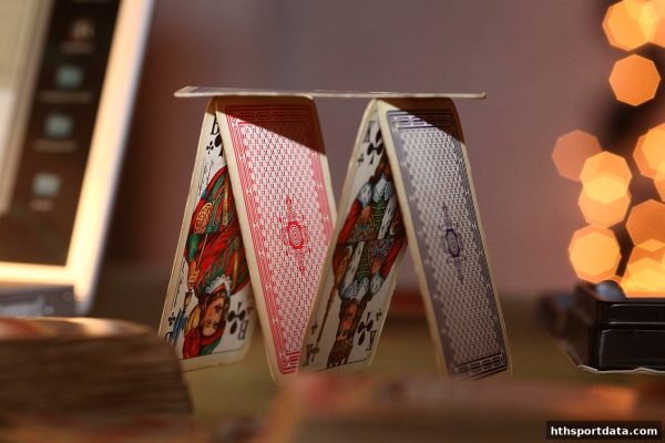 华体会体育深度解读：德州扑克位置意识——从菜鸟到高手的核心密码