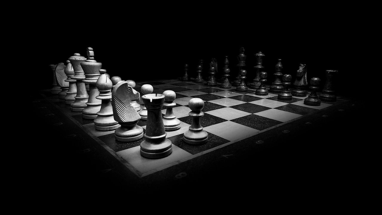 华体会体育揭秘：牌九麻将高手对决的顶级技巧与实战分析