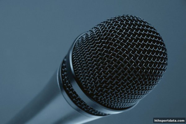 华体会体育深度解析：Evolution真人即时比分数据平台，免实名充值开启赛事新体验
